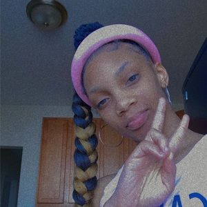 Meet your Posher, Janiah